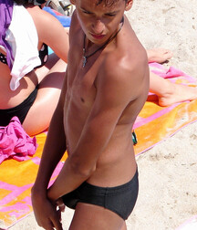 Sneaky Hot Guys Summer Overturn Twink Tube 61a51432b38ce.jpg