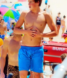 Hot Guys Sneaky Summer Twink Tube Fun 61a514c99867f.jpg