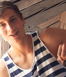 Tom and Ashton blond  handsome twinks gay porn 618ac2112e73e.jpg