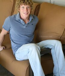 Curly blond boy shows off gay porn model 61c761879e4bf.jpeg