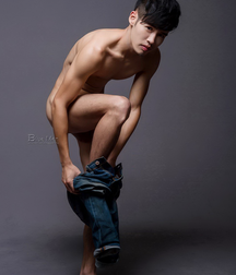 Super cute Asian boy gay porn model shows off 623a1a204b344.png