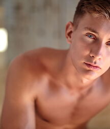 Short sets handsome gay porn models show off 625ef6c500f8d.jpeg