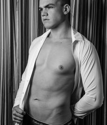 Various gay porn models for you to choose from 626ed9f13e6a8.jpeg