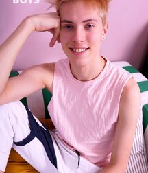 Short sets boys handsome boys gay porn models 