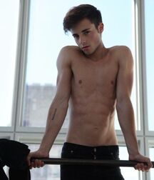 Guys with or without pants it doesn ´t matter gay porn 62b5ec021e1a5.jpeg