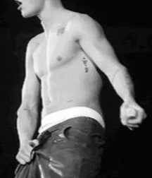 Bieber Superboy comendo o amigo gay porn 618e58e5728e6.gif