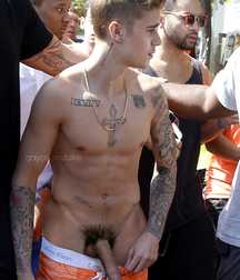 Bieber Superboy comendo o amigo gay porn 618e58f2a69a1.jpg
