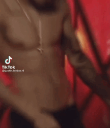 Bieber Superboy comendo o amigo gay porn 618e58fe9704e.gif