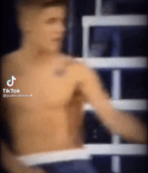 Bieber Superboy comendo o amigo gay porn 618e59021190e.gif