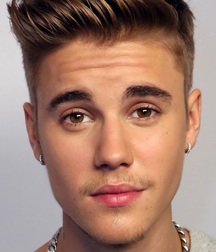 Bieber Superboy comendo o amigo gay porn 618e592adad15.jpg