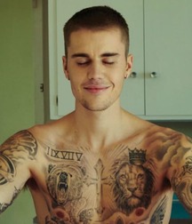 Bieber Superboy comendo o amigo gay porn 618e593c3874f.jpg