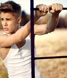 Bieber Superboy comendo o amigo gay porn 618e9481933e7.jpg