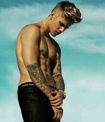 Bieber Superboy comendo o amigo gay porn 618e94940b416.jpg
