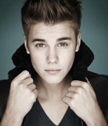 Bieber Superboy comendo o amigo gay porn nude 618eac14ad4dd.jpg