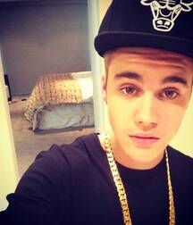 Bieber Superboy comendo o amigo gay porn nude 618eac1cdf5c2.jpg