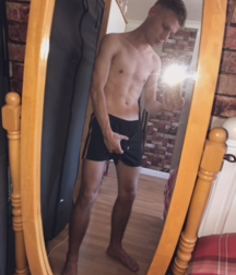 Cute Selfie Boys 02 (radb) 619777221208a.png