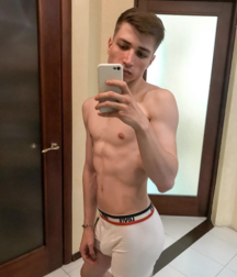 Cute Selfie Boys 02 (radb) 61977761e1f34.png