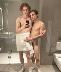 Cute Selfie Boys 02 (radb) 6197777646242.png