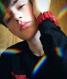 twink tube star charm gay boys 61a1908376cf6.jpg