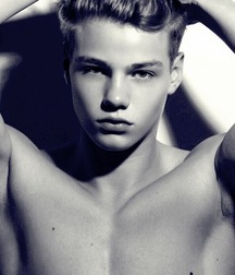 twink tube dice twice 61a43f053de7d.jpg