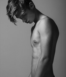 twink tube dice twice 61a43f1a3737a.jpg