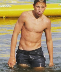 Hot 5b93d36f750a7.jpg
