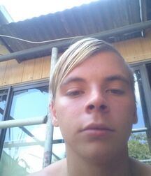 Me 619ca488c2522.jpg