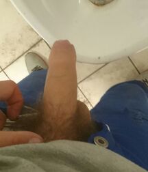 Me 619ca494f031a.jpg