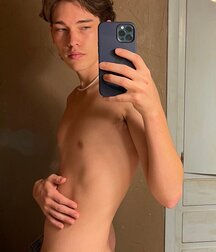 Lutheran Twink Tube Guy 619d932acb30b.jpg