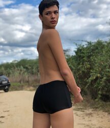 Sansoni Ramos Twink Tube Beach 61a94631ca287.jpg