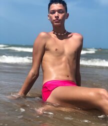 Sansoni Ramos Twink Tube Beach 61a946f26019f.jpg