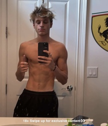 Sexy Blond Twink Mark Posing Twink Tube 620ed6af44b34.jpeg