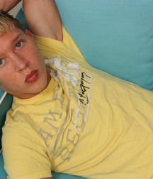 Cum Squirting Twink Ryan Gay Porn 625c170a146af.jpg