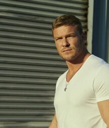 Alan Ritchson is just Perfect 620047437b6f5.jpg