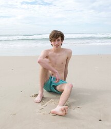 18 yo Cory - Big Dick Twink at the Gloryhole Boys Porn 61b54c619f4ff.jpg