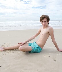 18 yo Cory - Big Dick Twink at the Gloryhole Boys Porn 61b54c78f37e5.jpg