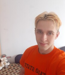 Just me update 61b9e8419f68c.jpg