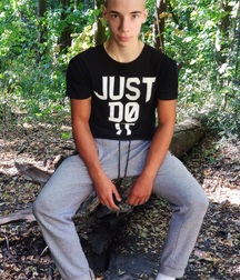 DeepFk Sexy Twink Tube 61d18d6989460.jpg