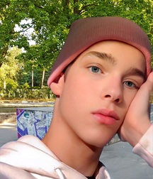 DeepFk Sexy Twink Tube 61d18e16da5f4.jpg