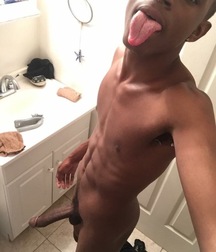 gayboystube DA TONGUE CUTE 62aafd838e757.jpeg