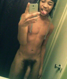 gayboystube DA TONGUE CUTE 62aafd91e15d7.png