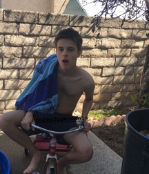 Boys R Best Nude Bodies Twink Tube 6245c1e50b97e.jpg