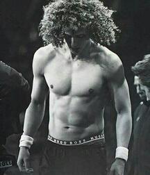 David Luiz - football player twink tube (that curly hair ...) 61f2ff1f4e868.jpg