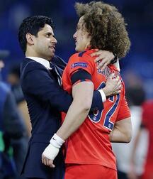 David Luiz - football player twink tube (that curly hair ...) 61f2ff5e69e1b.jpg