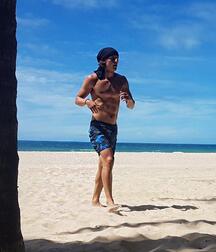 David Luiz - football player twink tube (that curly hair ...) 61f2ff9c961b8.jpg