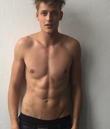 Jakob Kosel - polish model twink tube (non nude) 6238e1a29f19c.jpg