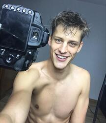 Jakob Kosel - polish model twink tube (non nude) 6238e1ab3fa99.jpg