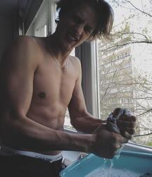 Jakob Kosel - polish model twink tube (non nude) 6238e1d27f1a8.jpg