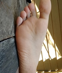 Yummy toes twink tube 623cb47543288.jpg