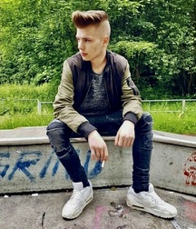 Smoking Guys Guys Twink Tube 621f901c0d4d3.jpeg